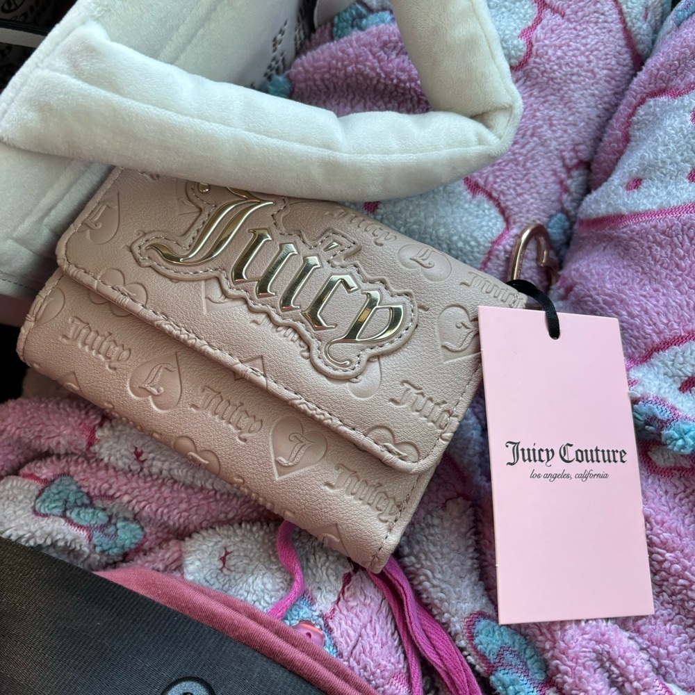 Juicy couture upgrade u trifold wallet in cafe